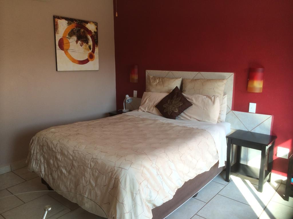 Auberge Guest Lodge Mbombela Room photo